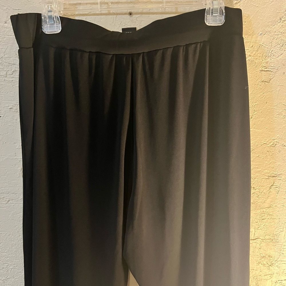 Grace Elements palazzo plus pants wide leg-crepe fabric-flowy and classic - Picture 3 of 6